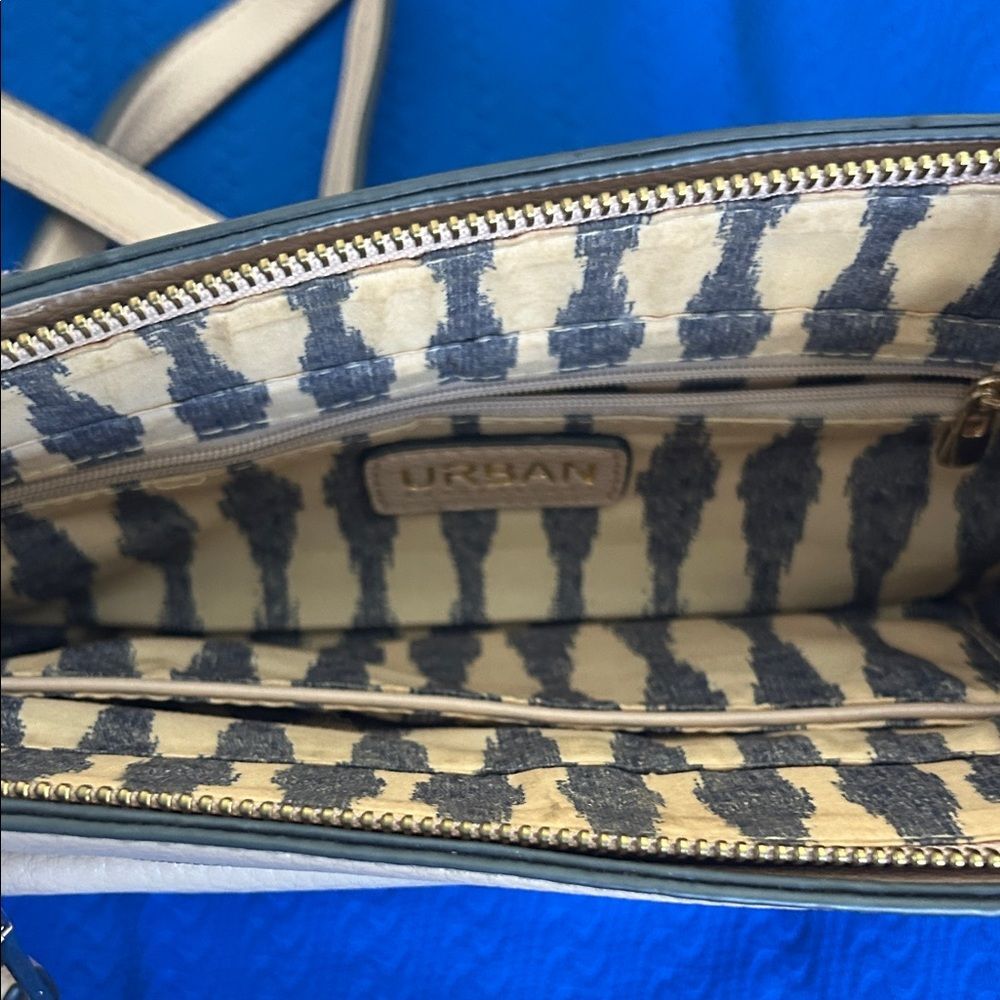 Urban Expressions Cream Crossbody Bag - Picture 3 of 5